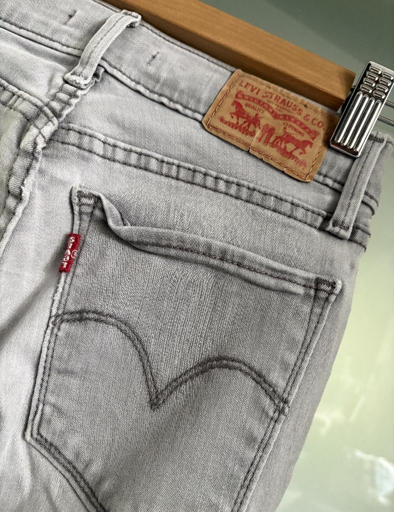 Levi's 710 Grijs - Super Skinny - Maat 23, Kinderen en Baby's, Broek, Jongen of Meisje, Ophalen of Verzenden, Zo goed als nieuw