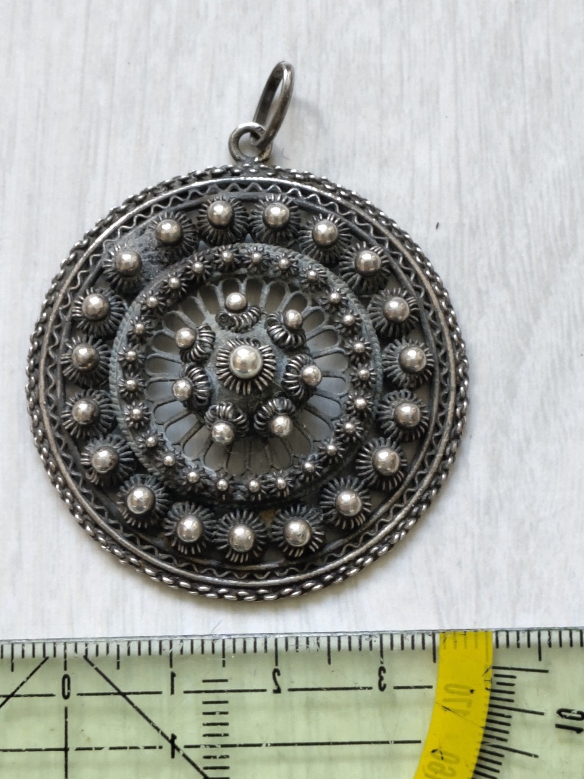 Vintage Zilveren Filigraan Medaillon Hanger Andreas Daub, Gebruikt, Overige voorstellingen, Ophalen of Verzenden, Zilver