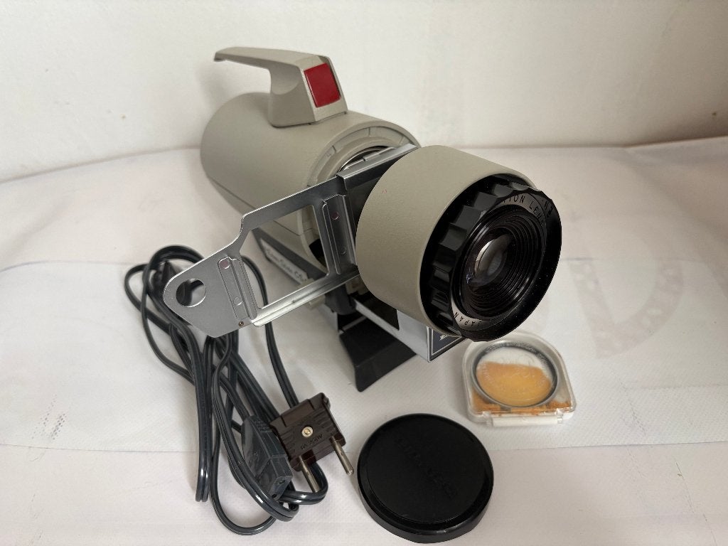 Elmo CS slide projector - in zeer goede staat, Ophalen, Zo goed als nieuw
