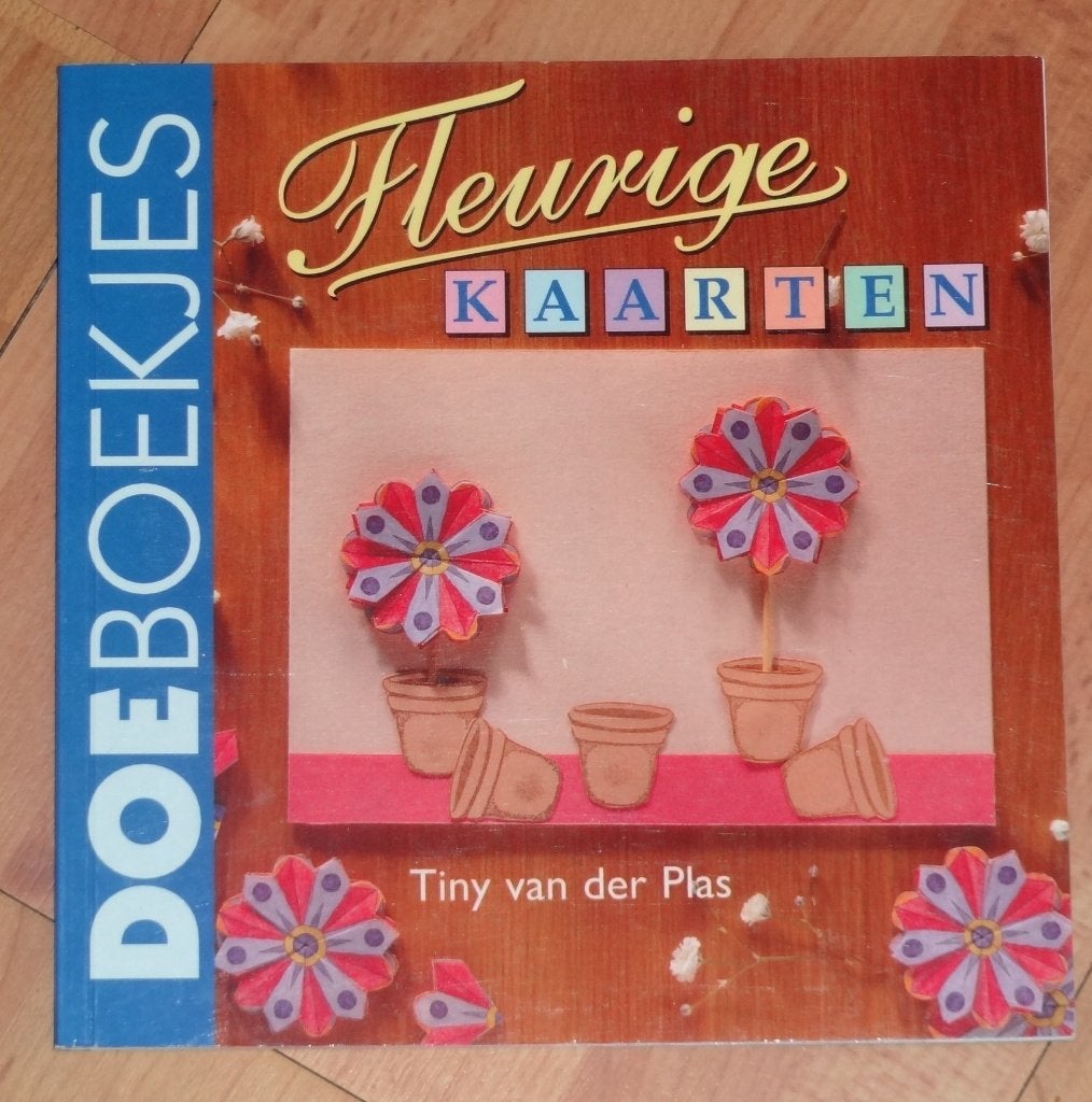 Fleurige kaarten- Tiny van der Plas, Ophalen of Verzenden, Zo goed als nieuw, Scrapbooking en Knutselen