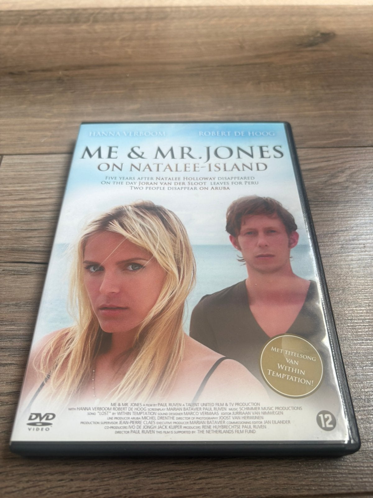 Me & Mrs Jones on Natalee Island, Alle leeftijden, Ophalen of Verzenden, Zo goed als nieuw