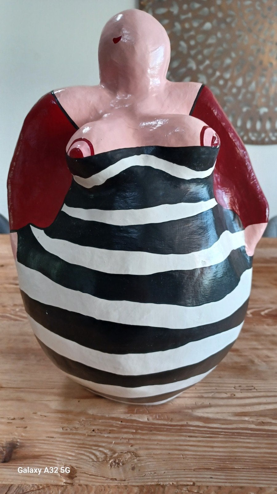 Origineel handgemaakt papier-maché beeld 'Dikke Dame' – Trij, Ophalen