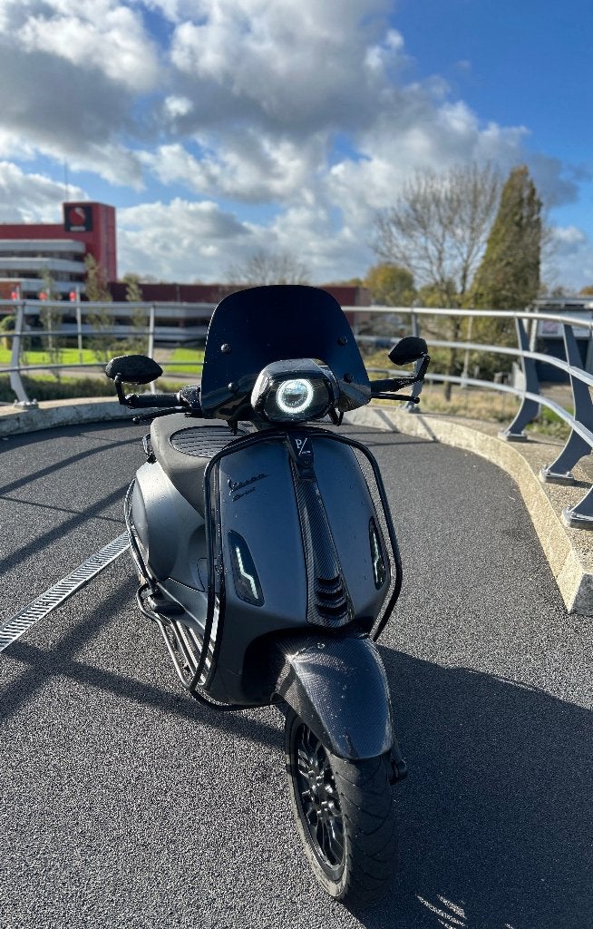Vespa sprint 2024 E5+, Ophalen, Maximaal 45 km/u, Vespa S, Zo goed als nieuw