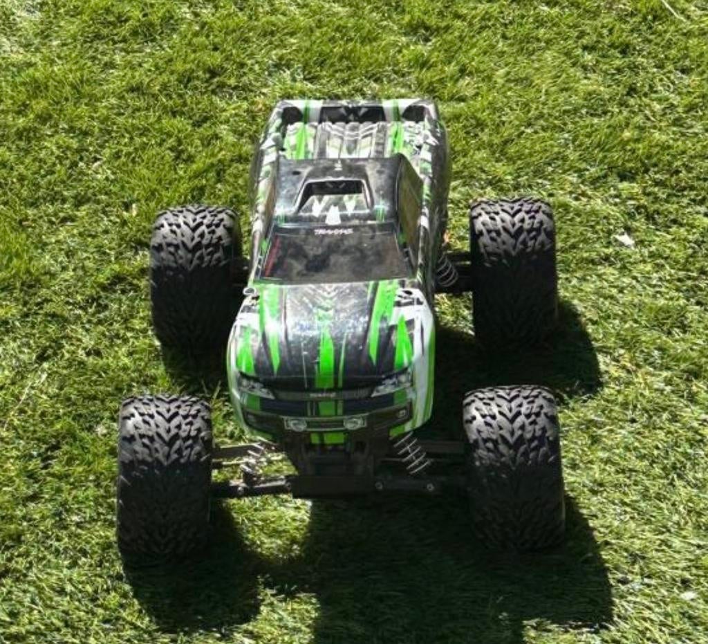 Traxxas Stampede 2WD RC Monster Truck, Hobby en Vrije tijd, Modelbouw | Radiografisch | Auto's, Elektro, Gebruikt, Auto offroad