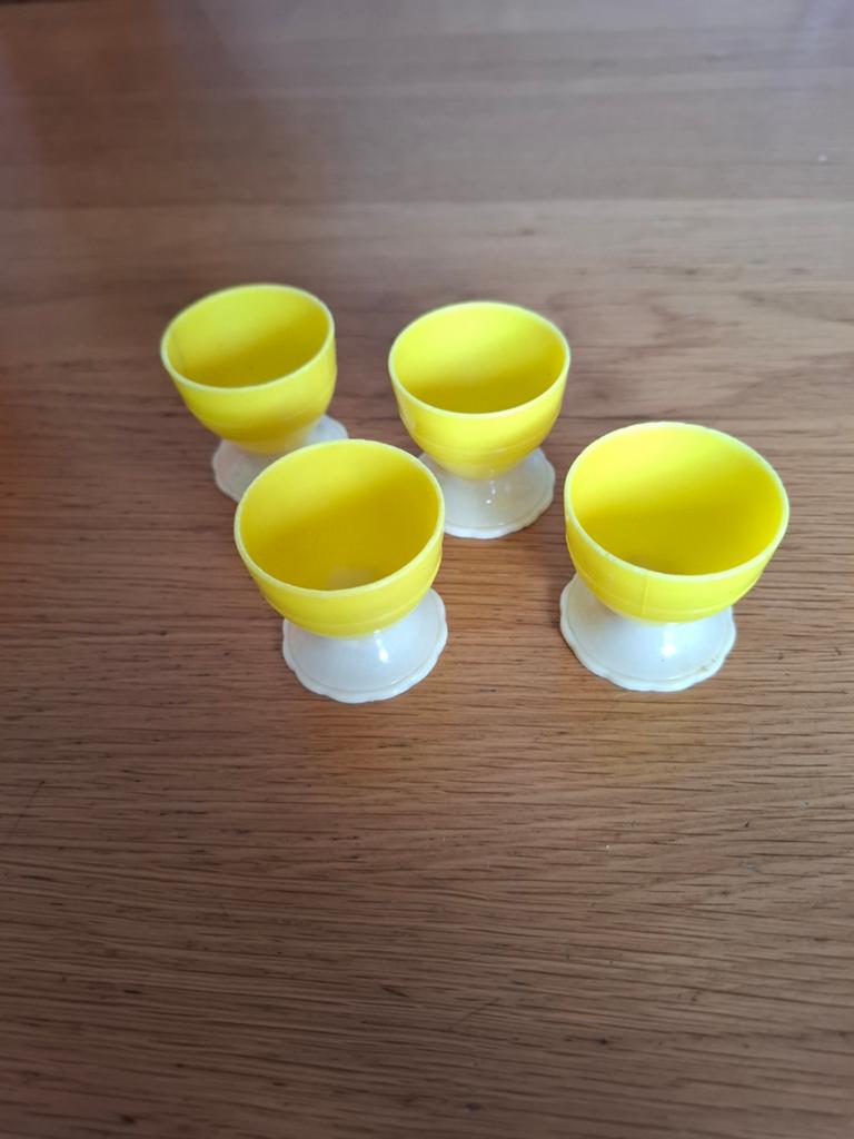 Set van 4 vintage retro eierdopjes – geel/wit – jaren 60/70, Ophalen of Verzenden
