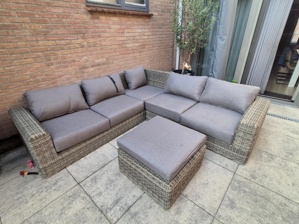 Comfortabele loungeset met hocker - Gebruikt, 5 zitplaatsen, Gebruikt, Bank, Ophalen of Verzenden