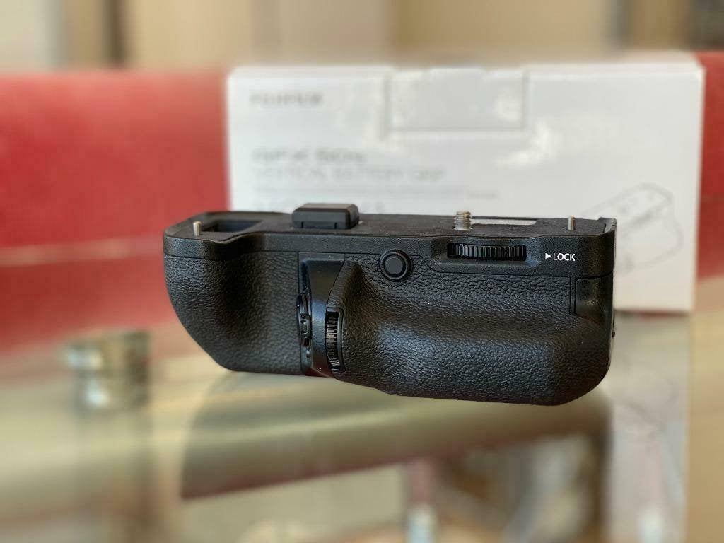 Fujifilm POWERGRIP VG-GFX1 voor GFX50S, Audio, Tv en Foto, Fotografie | Accu's en Batterijen, Communication-webmastertilburg_ef@fujifilm.com