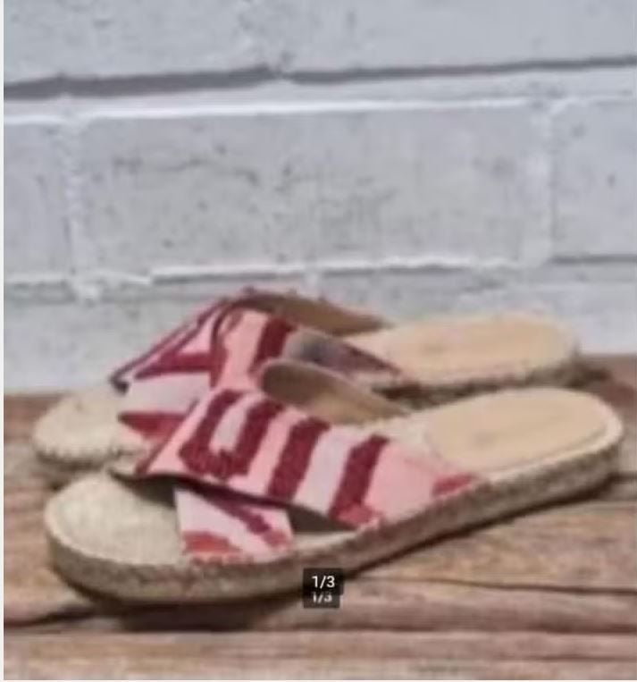 Maliparmi - Mooi slippers maat 37 - Nieuw €200 - Mali Parmi, Kleding | Dames, Slippers, Nieuw, Ophalen of Verzenden, X