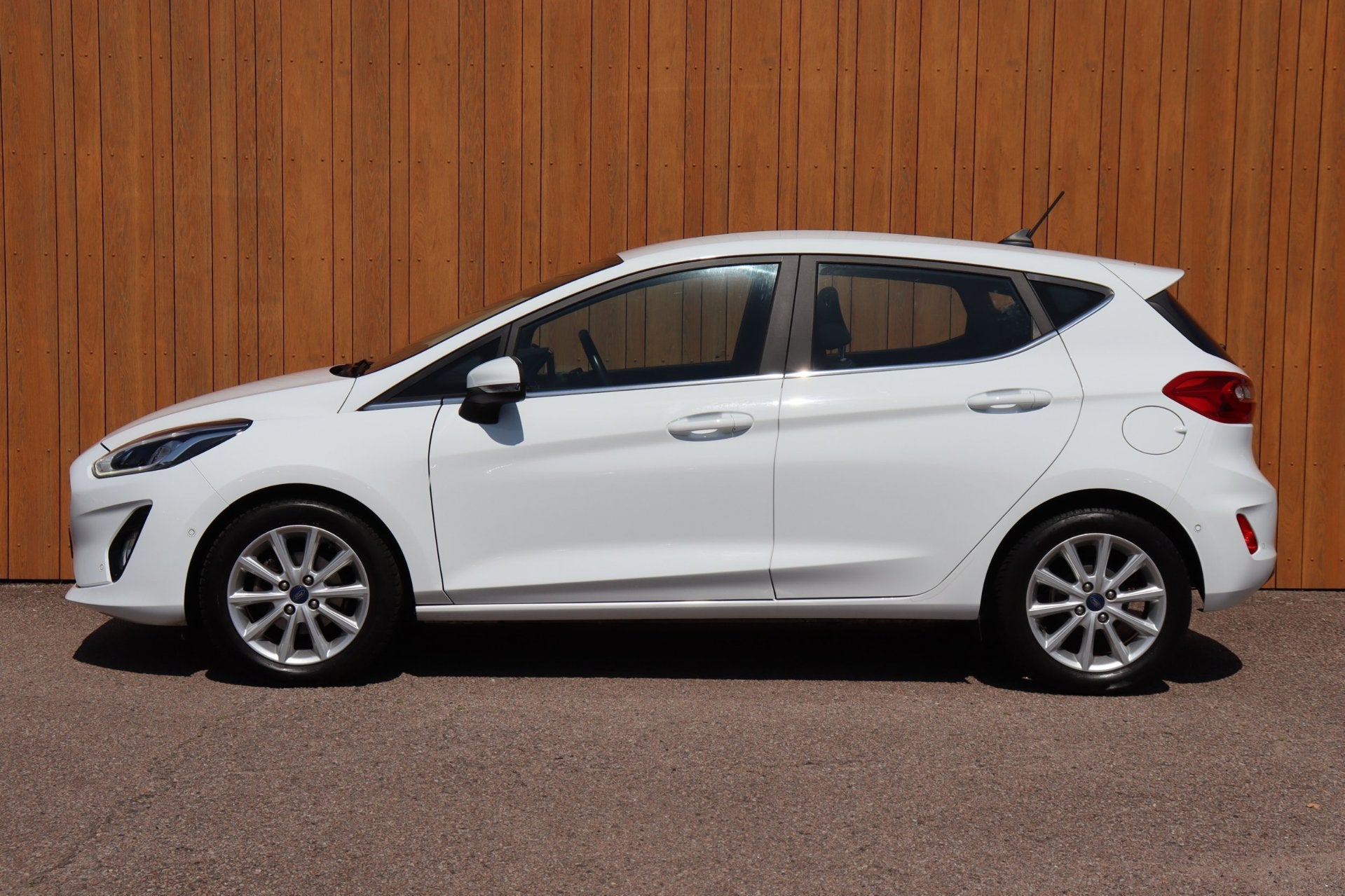 Ford Fiesta 1.0 EcoBoost Titanium orgNL a.camera navi pdc, Voorwielaandrijving, 12 maanden, Gebruikt, Euro 6