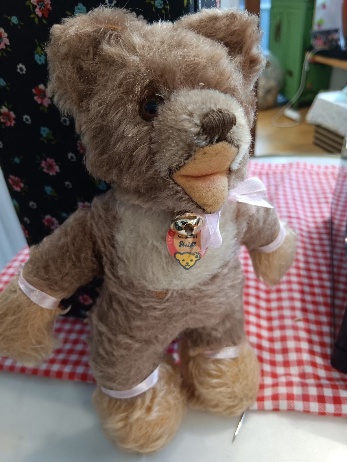 25 cm groote Steiff Teddy, Verzenden