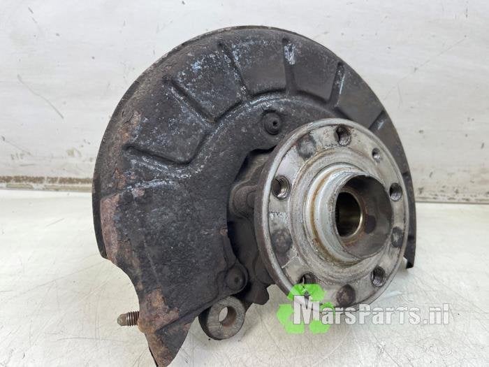 Fusee rechts-voor van een Volkswagen Caddy, Gebruikt, -, Volkswagen, -