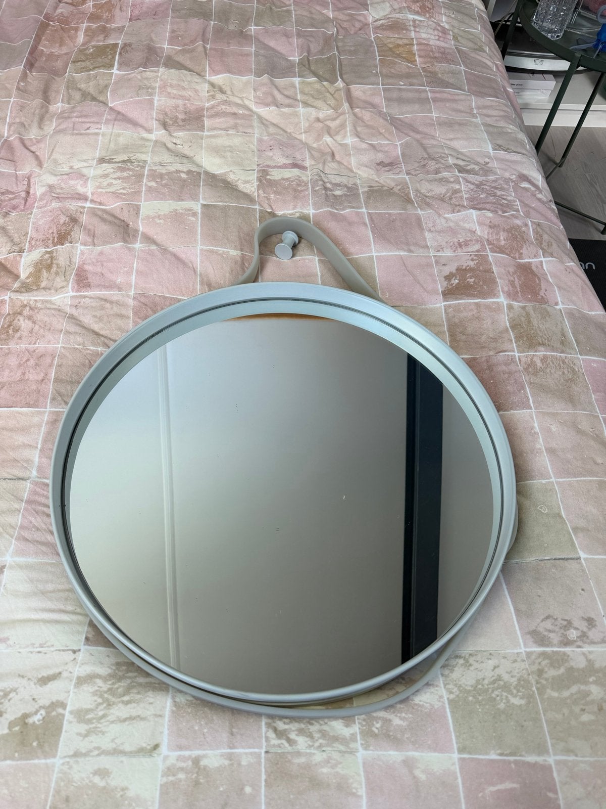 Hay strap Ronde spiegel met grijze band - 50 cm, Ophalen, Rond, Zo goed als nieuw, Minder dan 100 cm