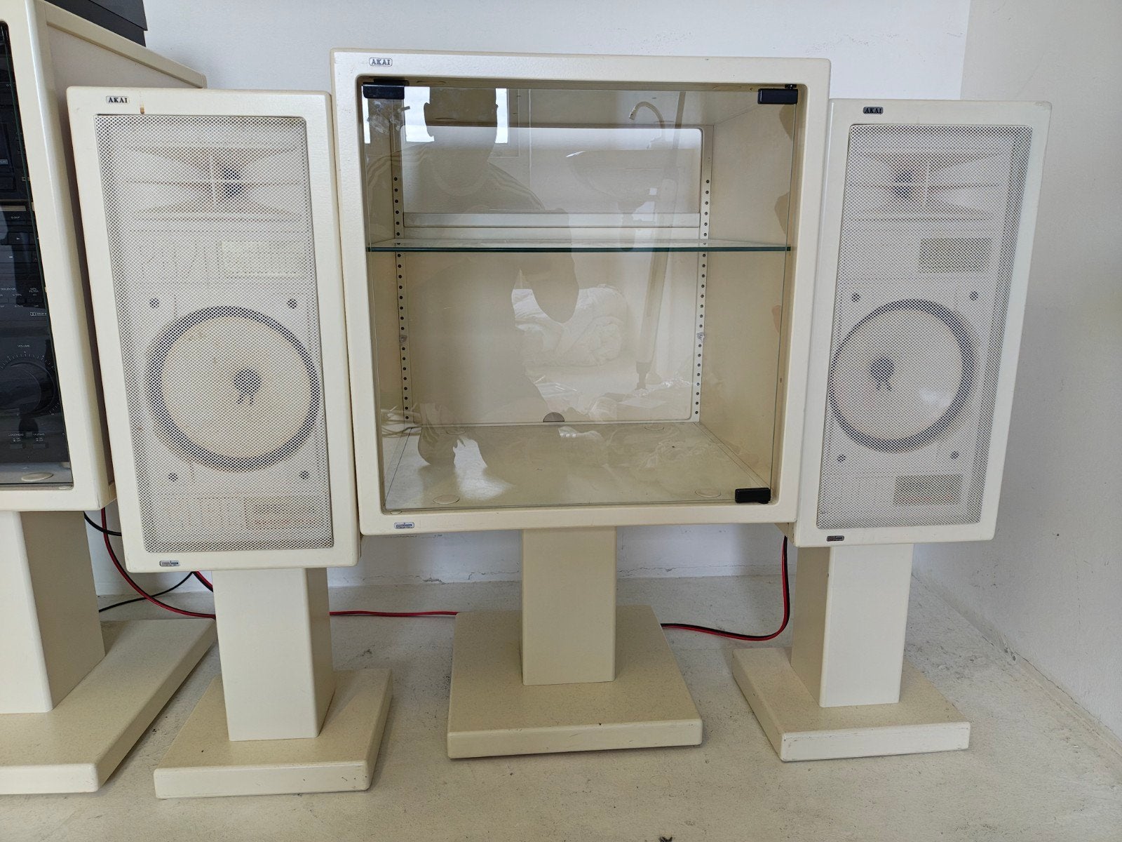 Vintage Akai Cubes + Speakers WIT + audio, Ophalen, Gebruikt, 60 tot 120 watt, Overige merken