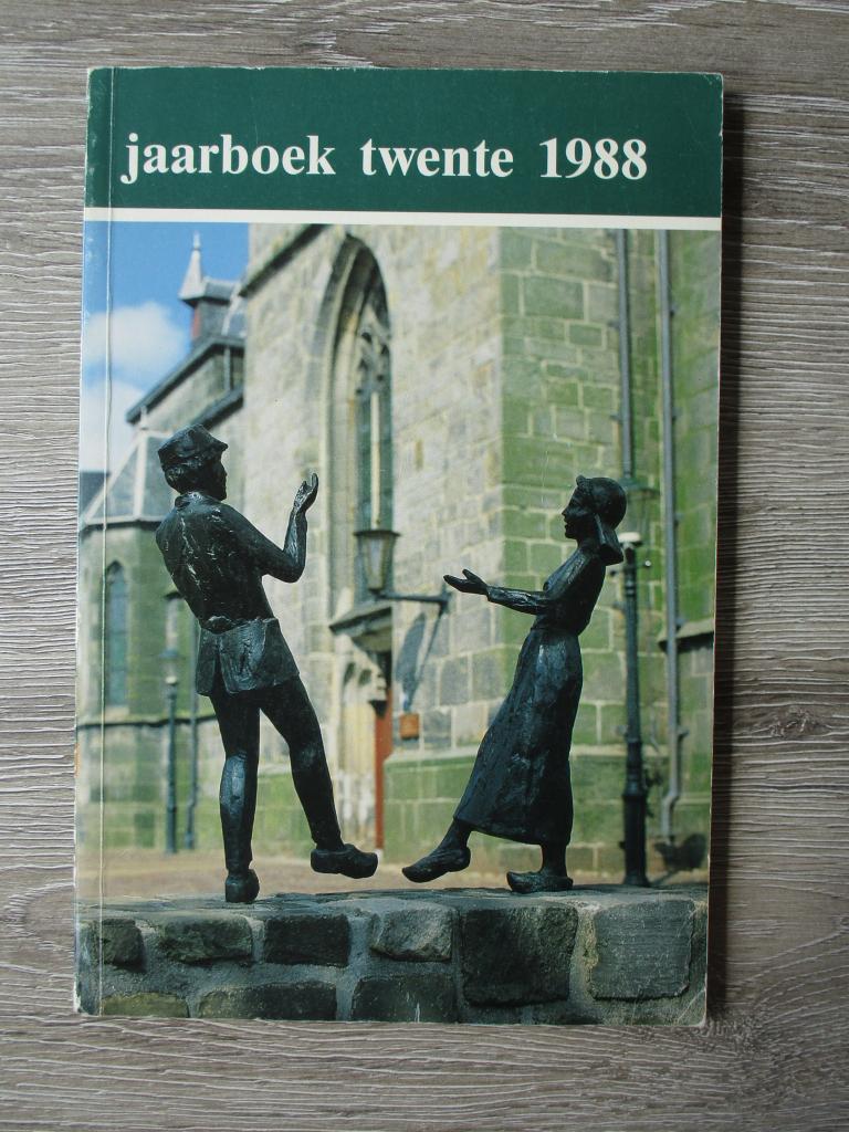 Jaarboek twente 1988, Ophalen of Verzenden, Gelezen