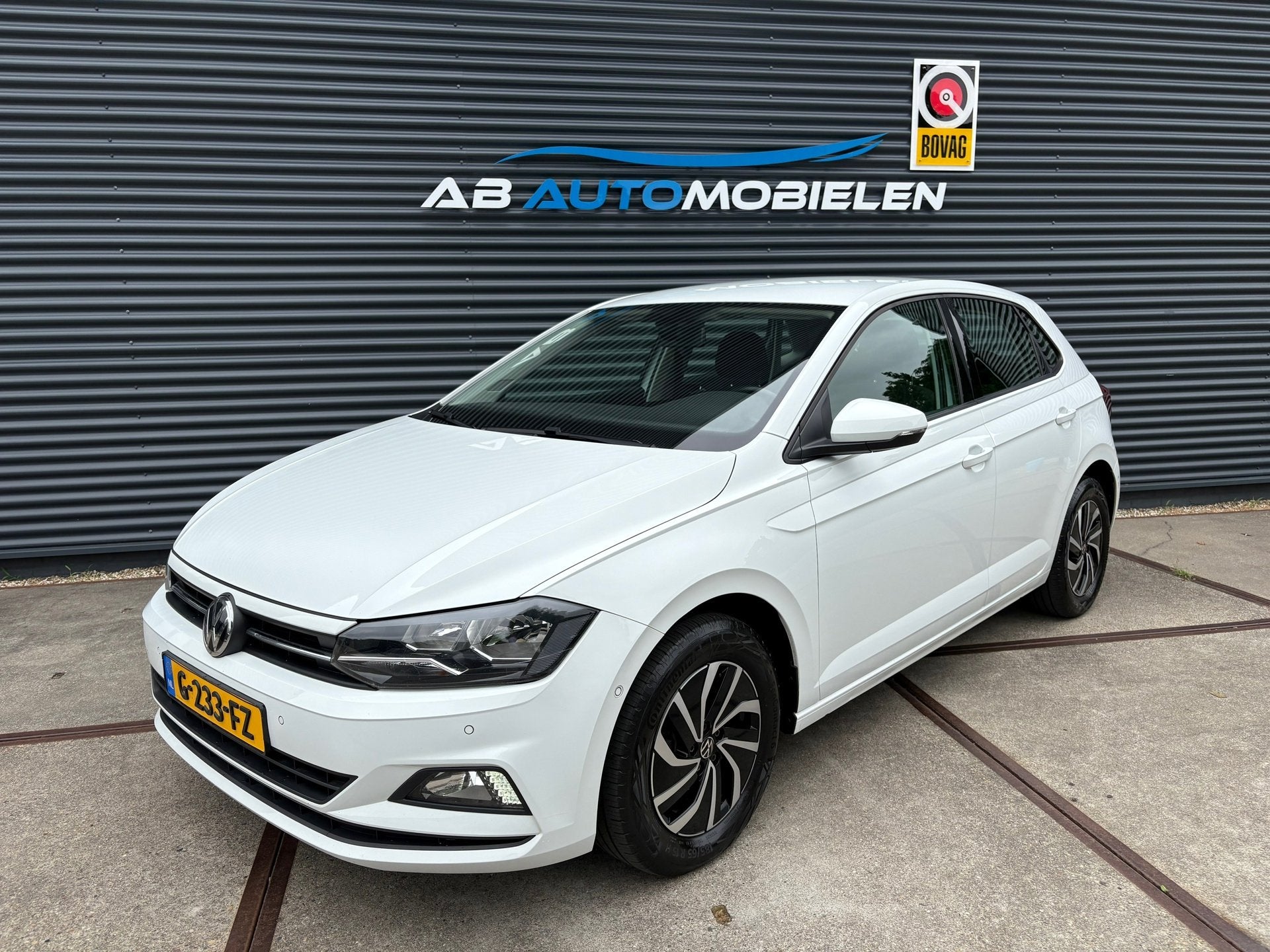 Volkswagen Polo 1.0 TSI Comfortline Business AUTOMAAT/ CAMER, Dealer onderhouden, Gebruikt, Euro 6, 95 pk