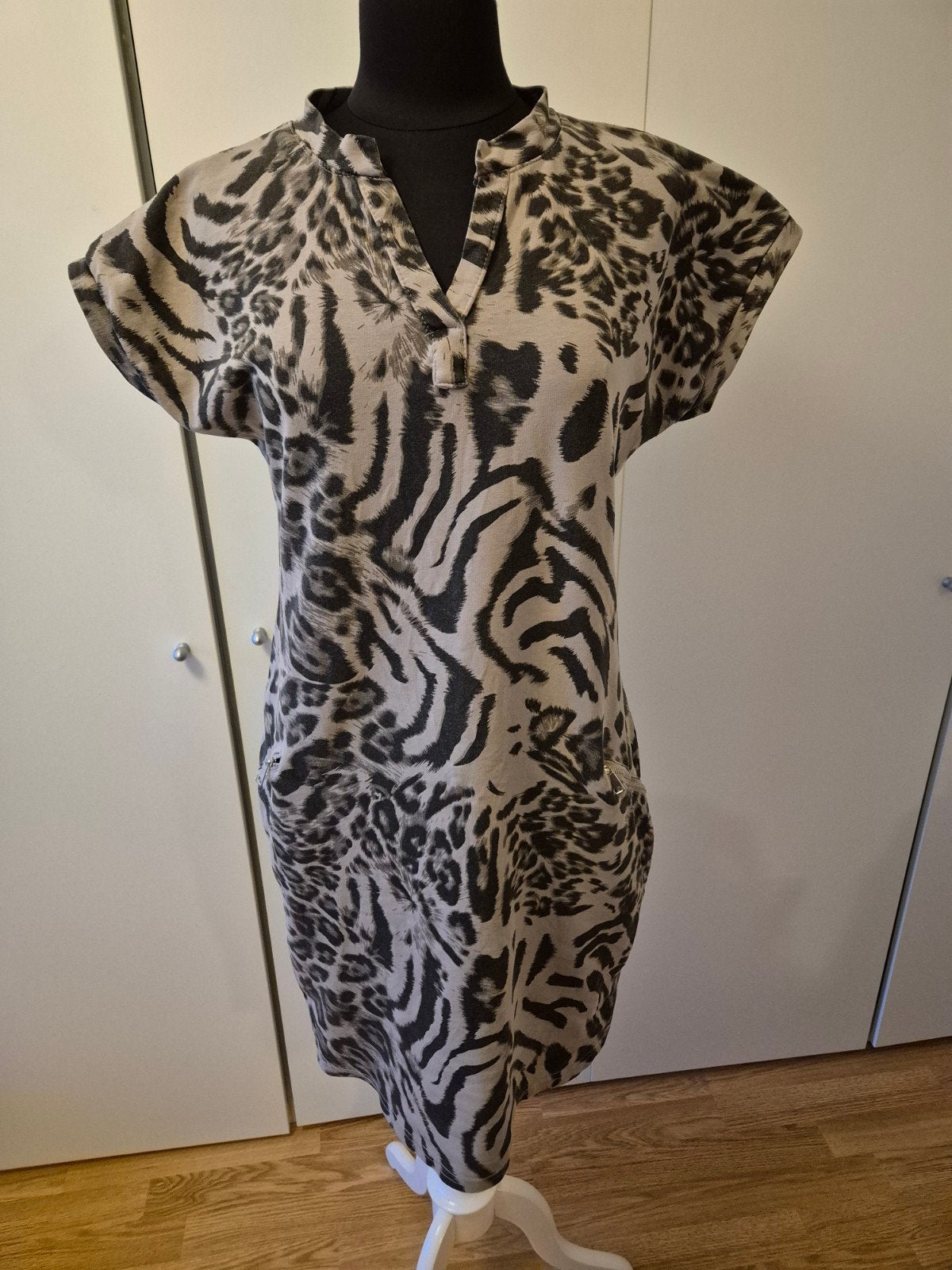 Made in Italy jurkje met slangenprint – maat L ***zgan***, Made in Italy, Bruin, Maat 42/44 (L), Ophalen of Verzenden