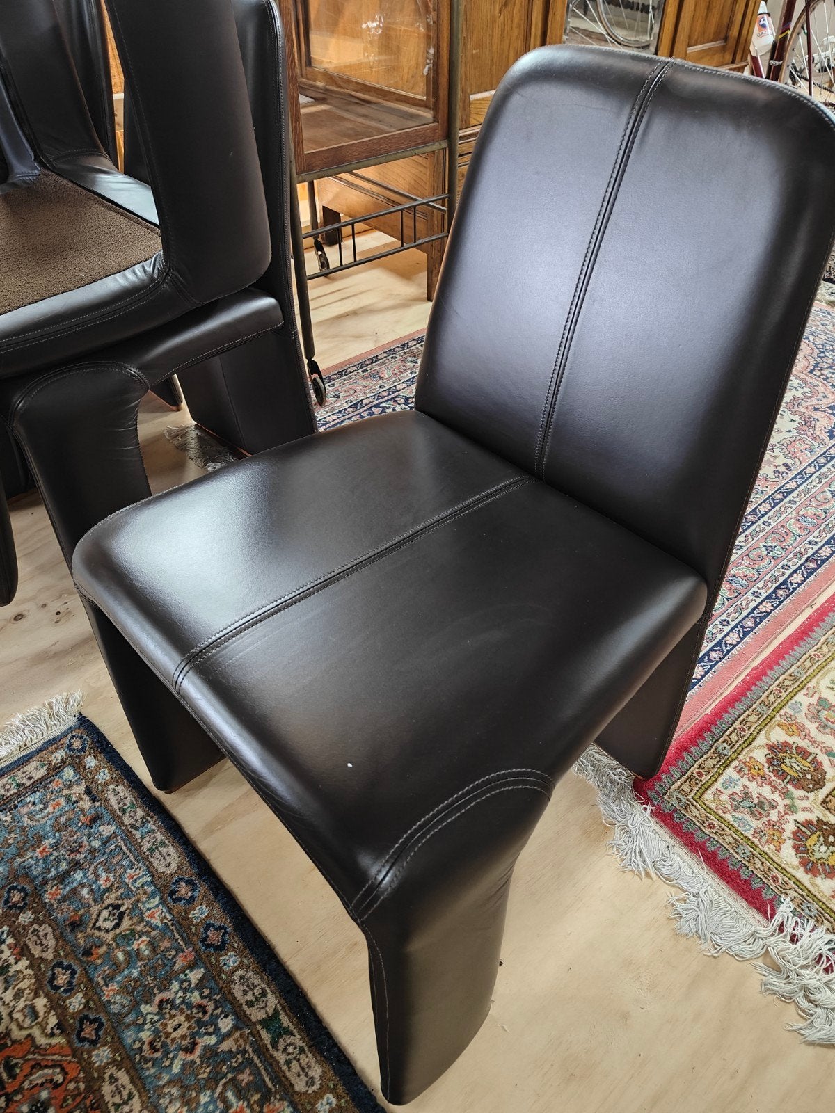 6 zes stuks leren kwaliteit stoelen modern design, Huis en Inrichting, Stoelen, Bruin, Leer, Zo goed als nieuw, Vijf, Zes of meer stoelen
