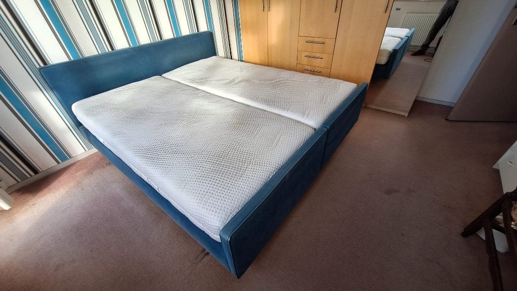 Gratis kwaliteits dubbel bed in Assen, Ophalen, Gebruikt, Tweepersoons, Hout