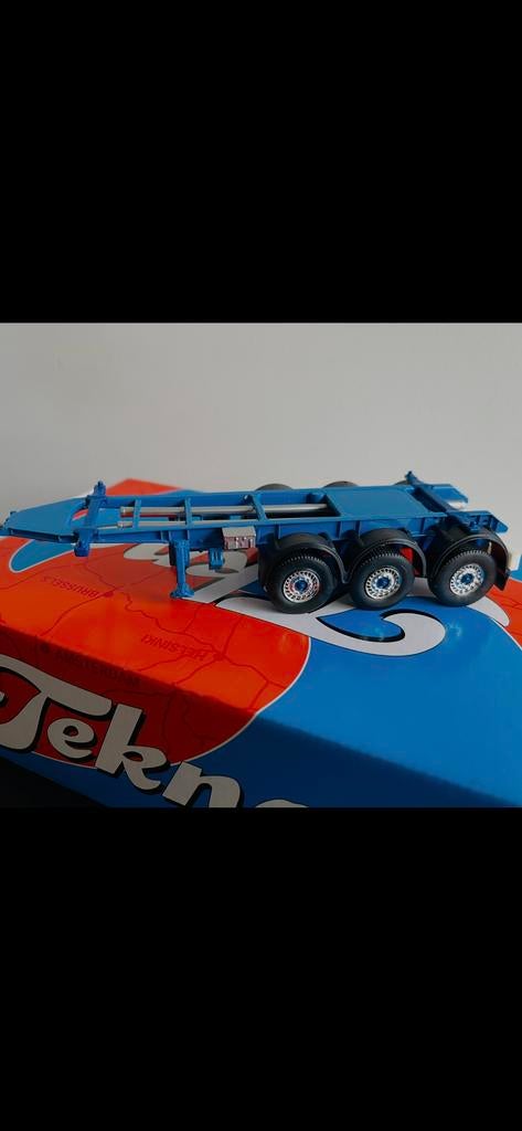 Tekno 1:50 Tank-Containerchassis, Hobby en Vrije tijd, Ophalen of Verzenden, Zo goed als nieuw, Bus of Vrachtwagen, Tekno