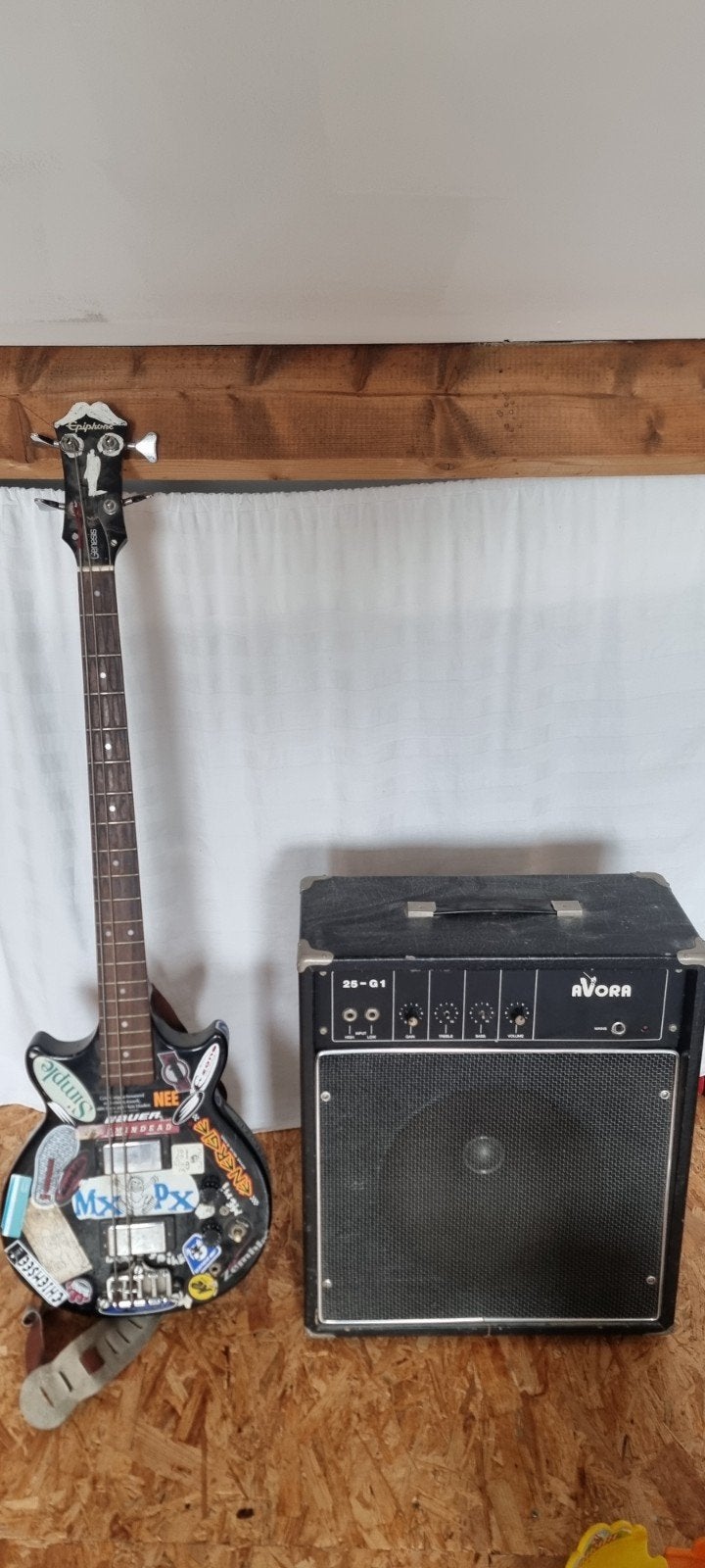 Epiphone Genesis Bass Japan Vintage ±1980, Ophalen, Gebruikt, Elektrisch