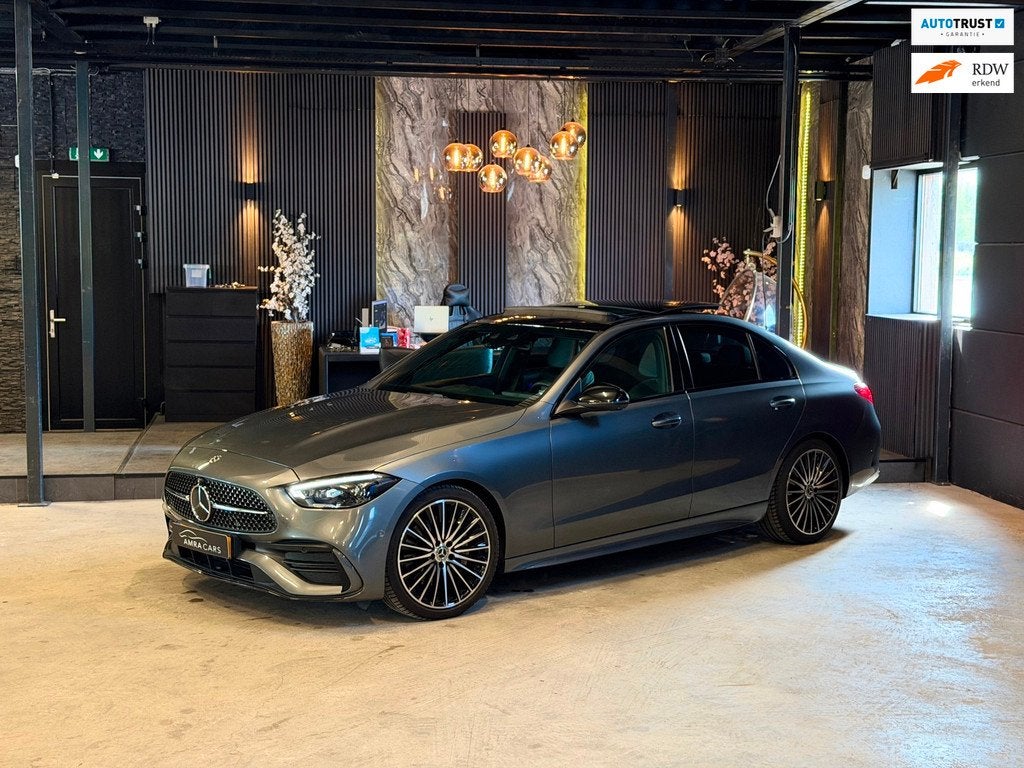 Mercedes-Benz C-klasse 300 AMG Line|Pano|Sfeer|360C|Burmeste, Automaat, Euro 6, 4 cilinders, 259 pk