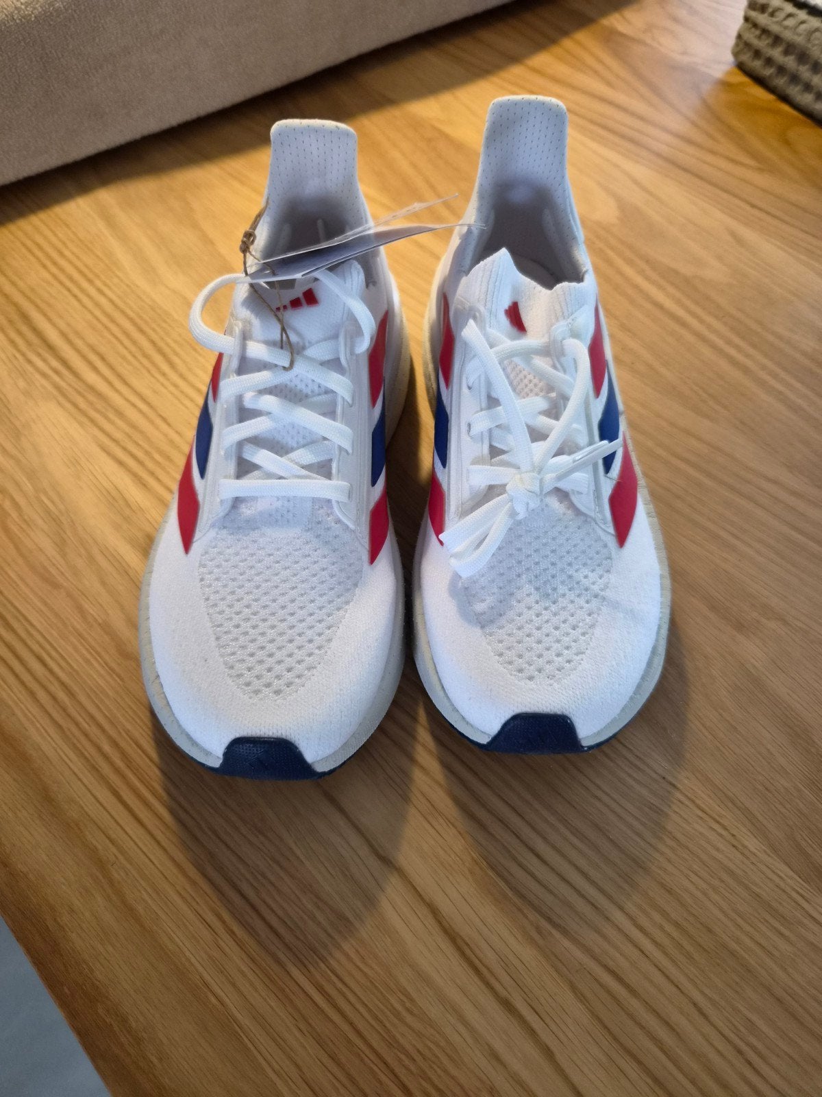 Hardloopschoenen Adidas Ultraboost 5x W, Sport en Fitness, Loopsport en Atletiek, Ophalen of Verzenden, Nieuw, Hardloopschoenen