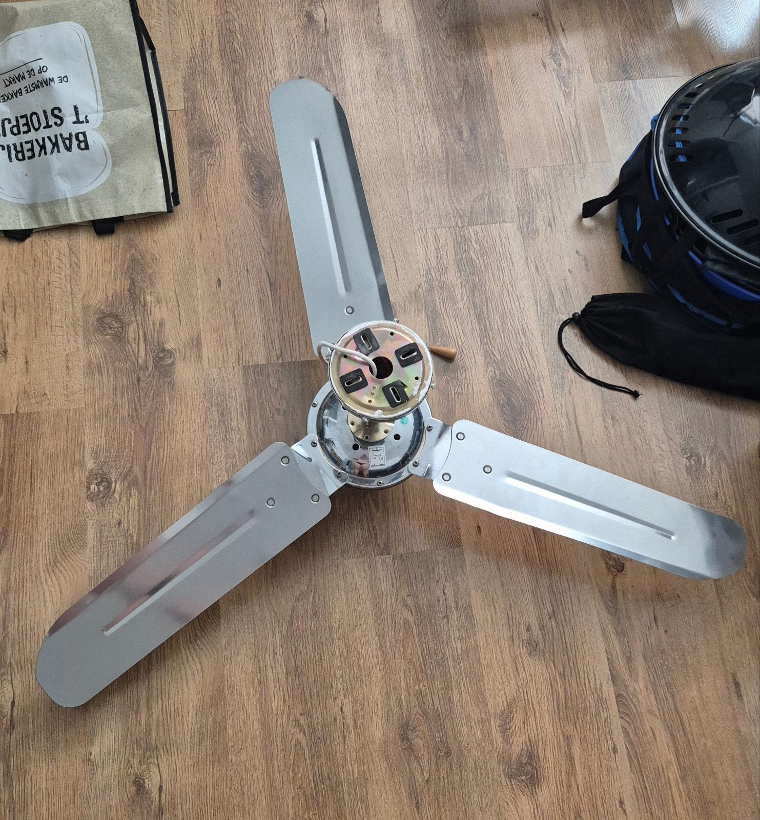 Plafondventilator met 3 bladen - Zilverkleurig, Ophalen, Gebruikt, Plafondventilator
