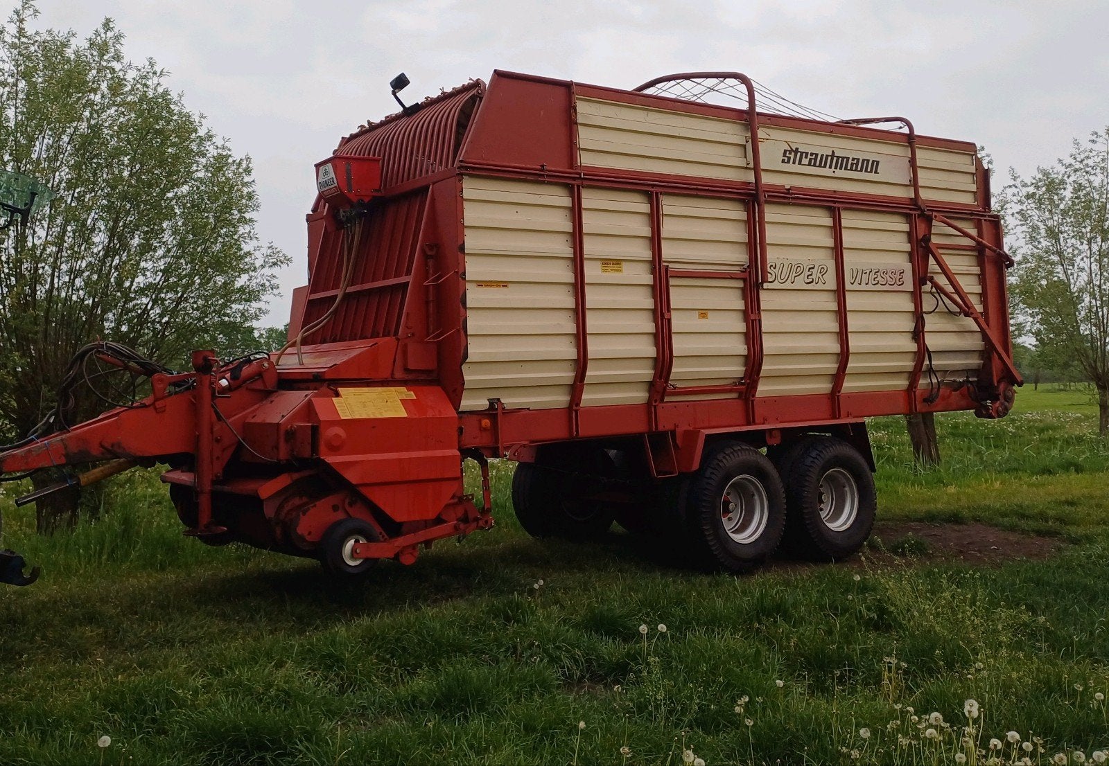 Strautmann super vitesse 2 opraapwagen, Zakelijke goederen, Ophalen of Verzenden, Weidebouw
