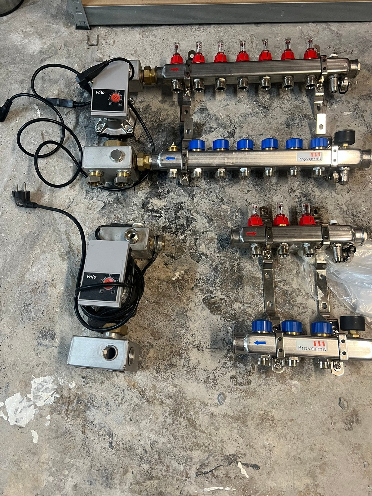 Provarmo Vloerverwarming verdeler 7/3-groeps Wilo Pompen, Minder dan 30 cm, Overige typen, Nieuw, Minder dan 60 cm