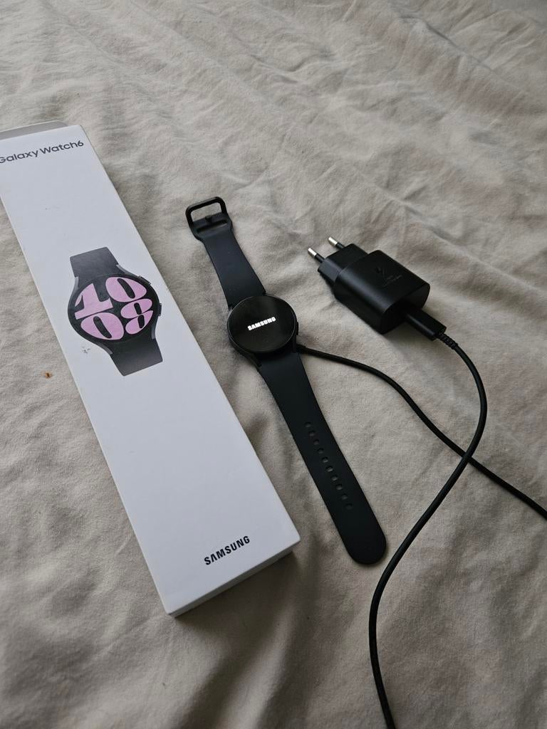 Samsung Galaxy Watch 6, Ophalen of Verzenden, Zo goed als nieuw, Zwart, Android