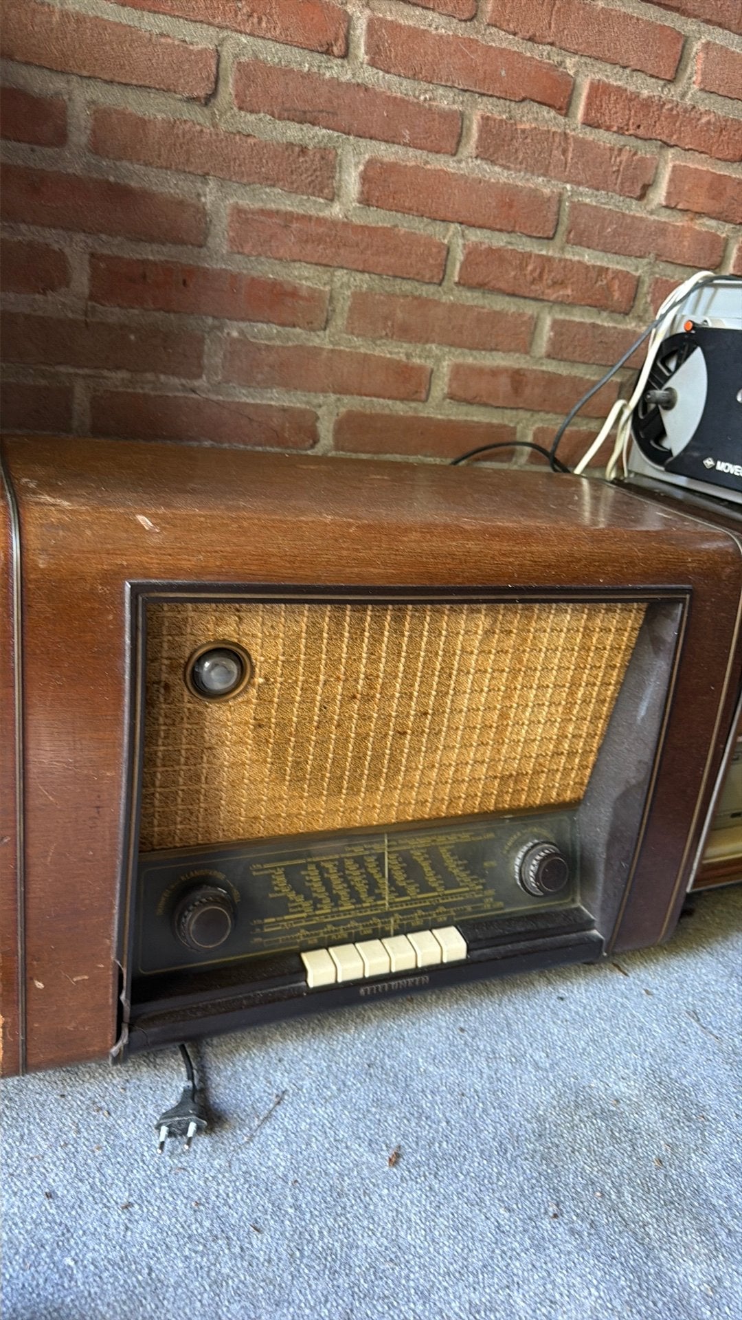 Radio antiek, Ophalen