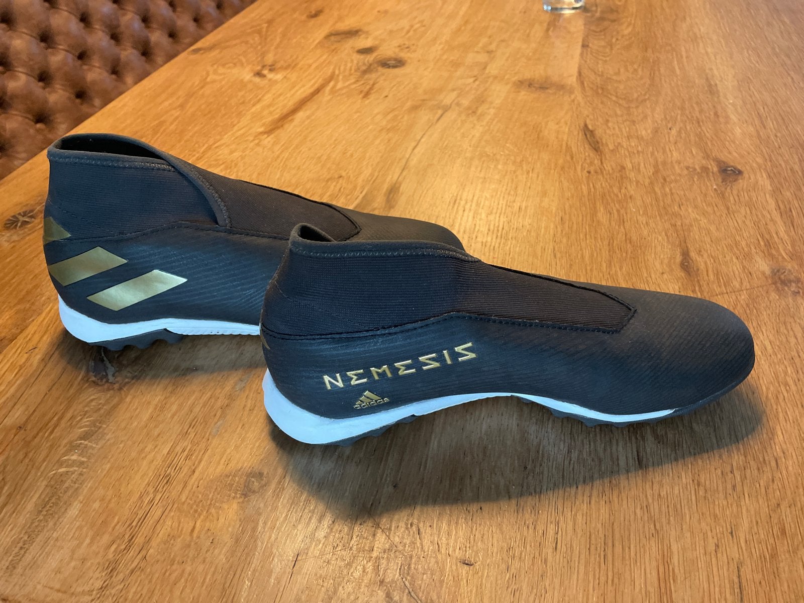 Adidas Nemeziz voetbalschoenen - Zo goed als nieuw, Ophalen of Verzenden, Zo goed als nieuw, Schoenen
