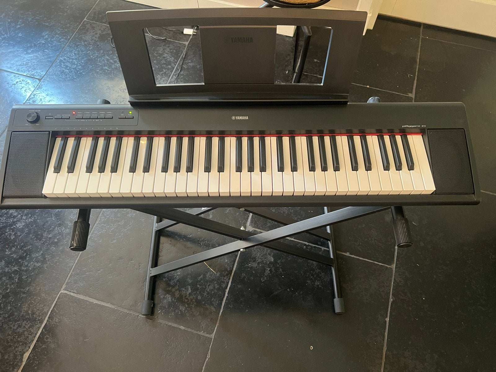 Yamaha NP-12 Piaggero keyboard/digitale piano zwart, Muziek en Instrumenten, Keyboards, Ophalen, 61 toetsen, Yamaha, Zo goed als nieuw