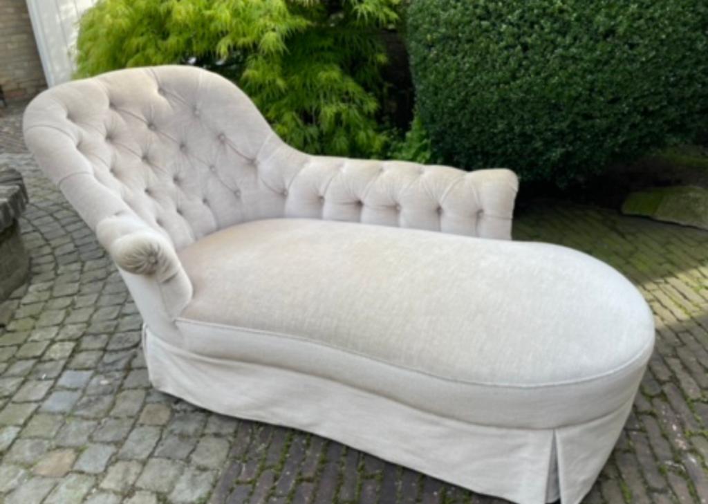 Chaise longue. Nieuw gestoffeerd ! Vintage barok queen ann, Antiek en Kunst, Ophalen