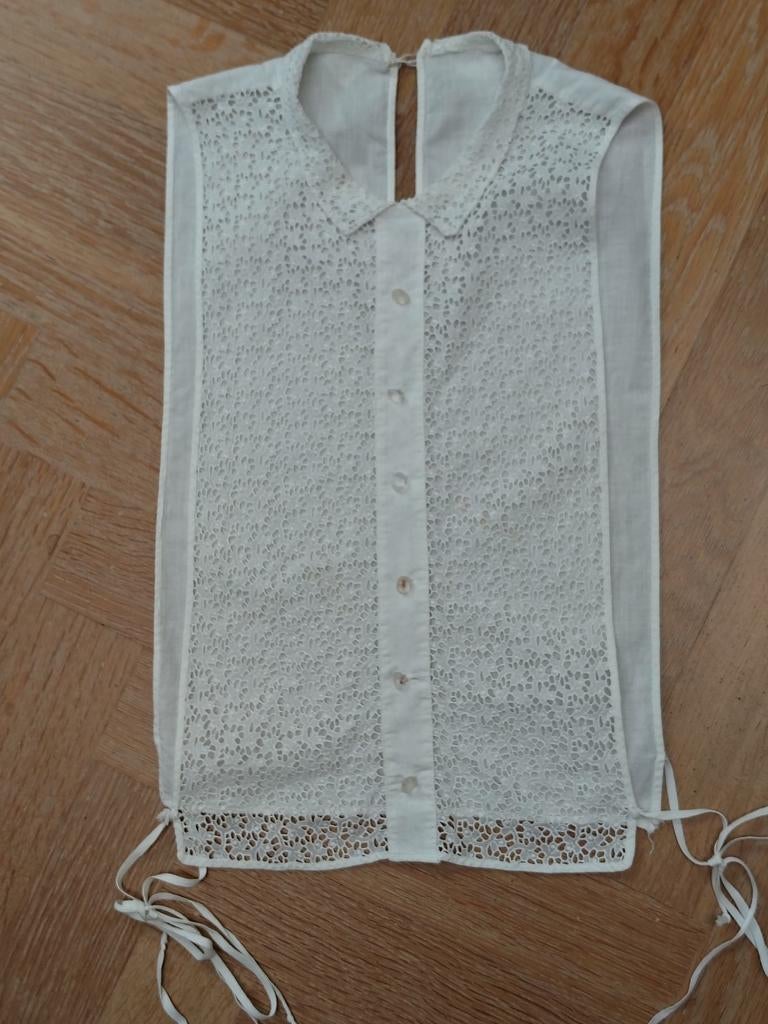 Vintage Kanten Kraagje / Jabot - Wit, Onbekend, Ophalen of Verzenden, Gedragen
