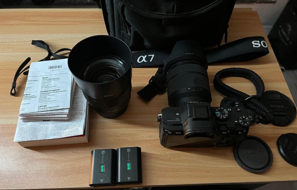 Sony A7 III + 28-70mm lens + 85mm f/1.8 FE lens, Audio, Tv en Foto, Fotocamera's Digitaal, Zo goed als nieuw, Spiegelreflex, Sony