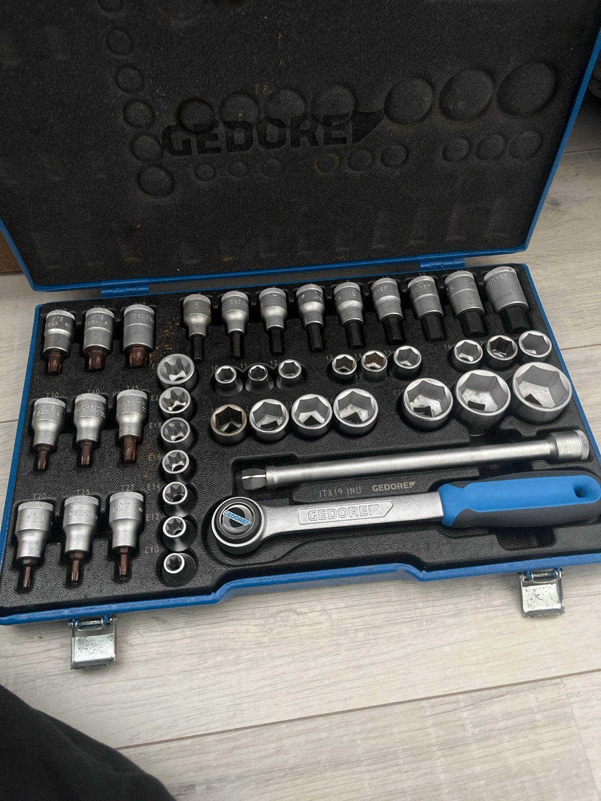 Gedore doppenset met ratel en diverse doppen, Ophalen of Verzenden, Gebruikt