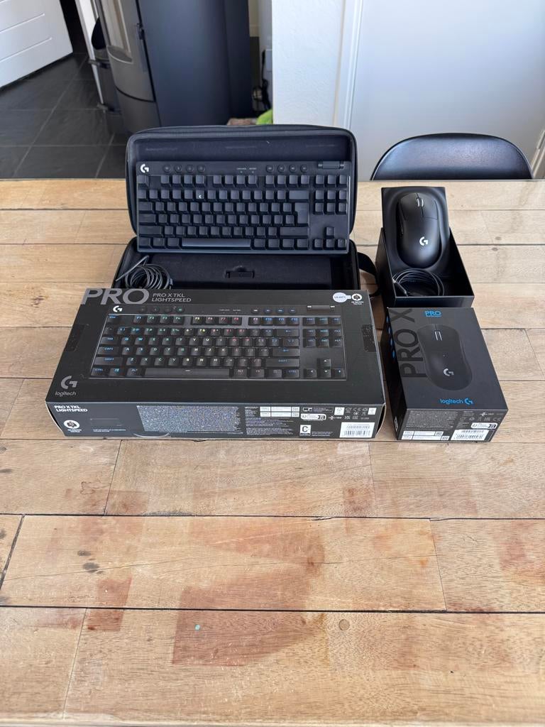 Logitech PRO X TKL LIGHTSPEED Toetsenbord & PRO X Superlight, Ophalen of Verzenden, Zo goed als nieuw, Draadloos, Qwerty