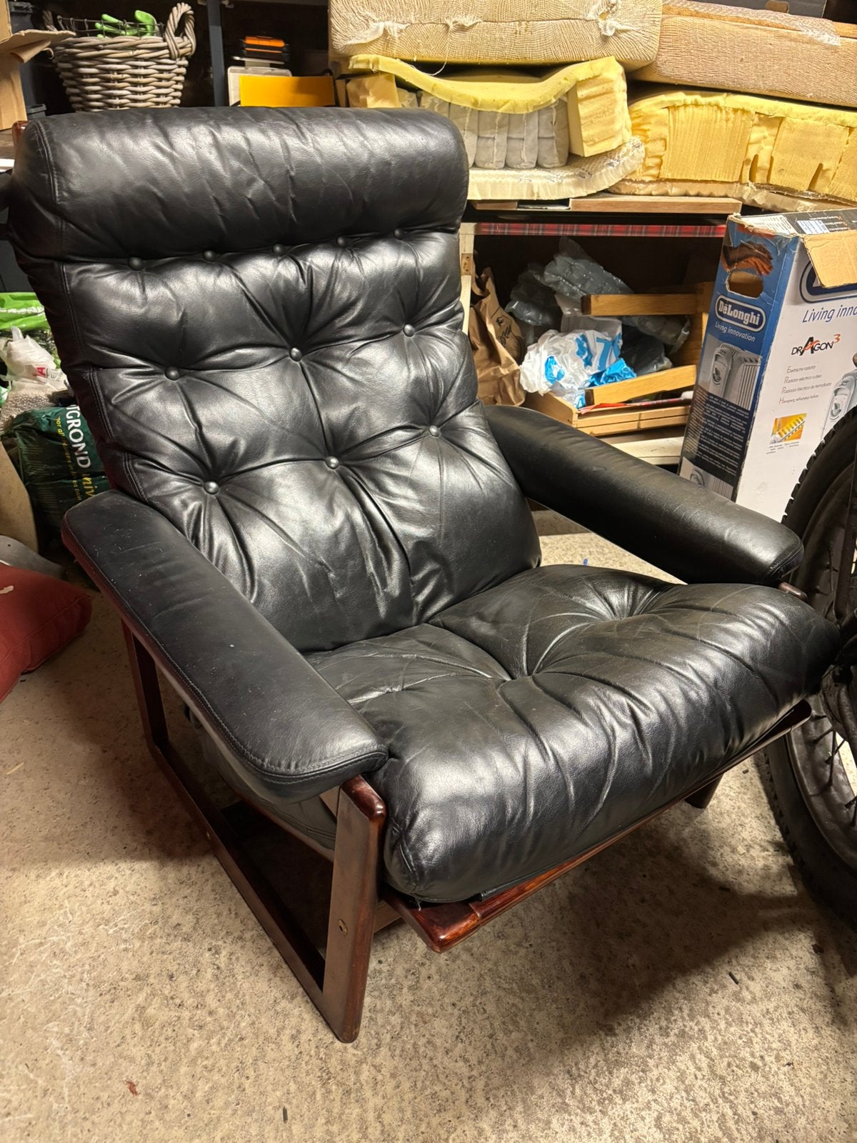 Vintage Coja design fauteuil zwart leer hout, Huis en Inrichting, Ophalen, 75 tot 100 cm, Zo goed als nieuw, 50 tot 75 cm