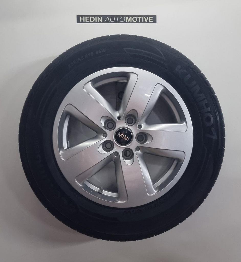 MINI Countryman (F60/1) Styling 517 16"  N/RFT + RDCi Winter, Gebruikt, -, -, Banden en Velgen
