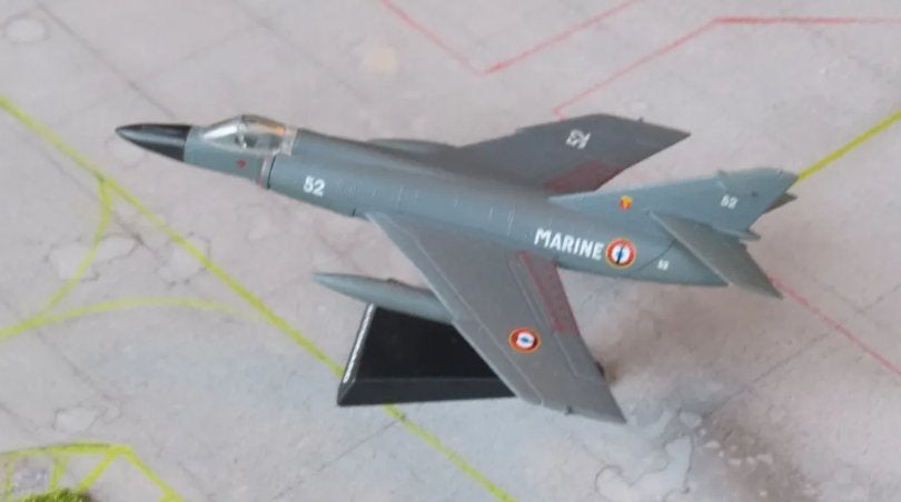 Super Etendard, Schaal 1:114 - vliegtuig model, Overige merken, 1:72 tot 1:144, Ophalen of Verzenden, Zo goed als nieuw