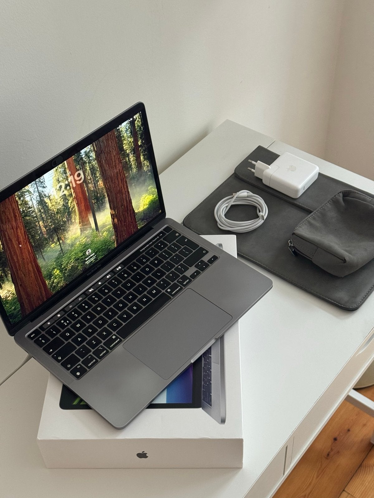 MacBook Pro 13" M2 (2022) | 16GB | 512GB | Compleet, 13 inch, 512 GB, Zo goed als nieuw, 16 GB