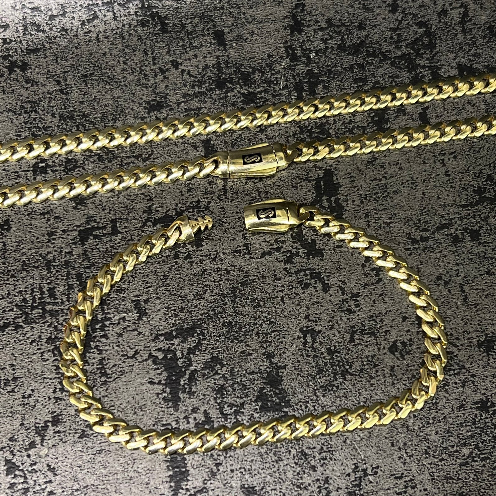 18 karaat gouden kettijg en armband monaco schakel set, Ophalen of Verzenden, Nieuw