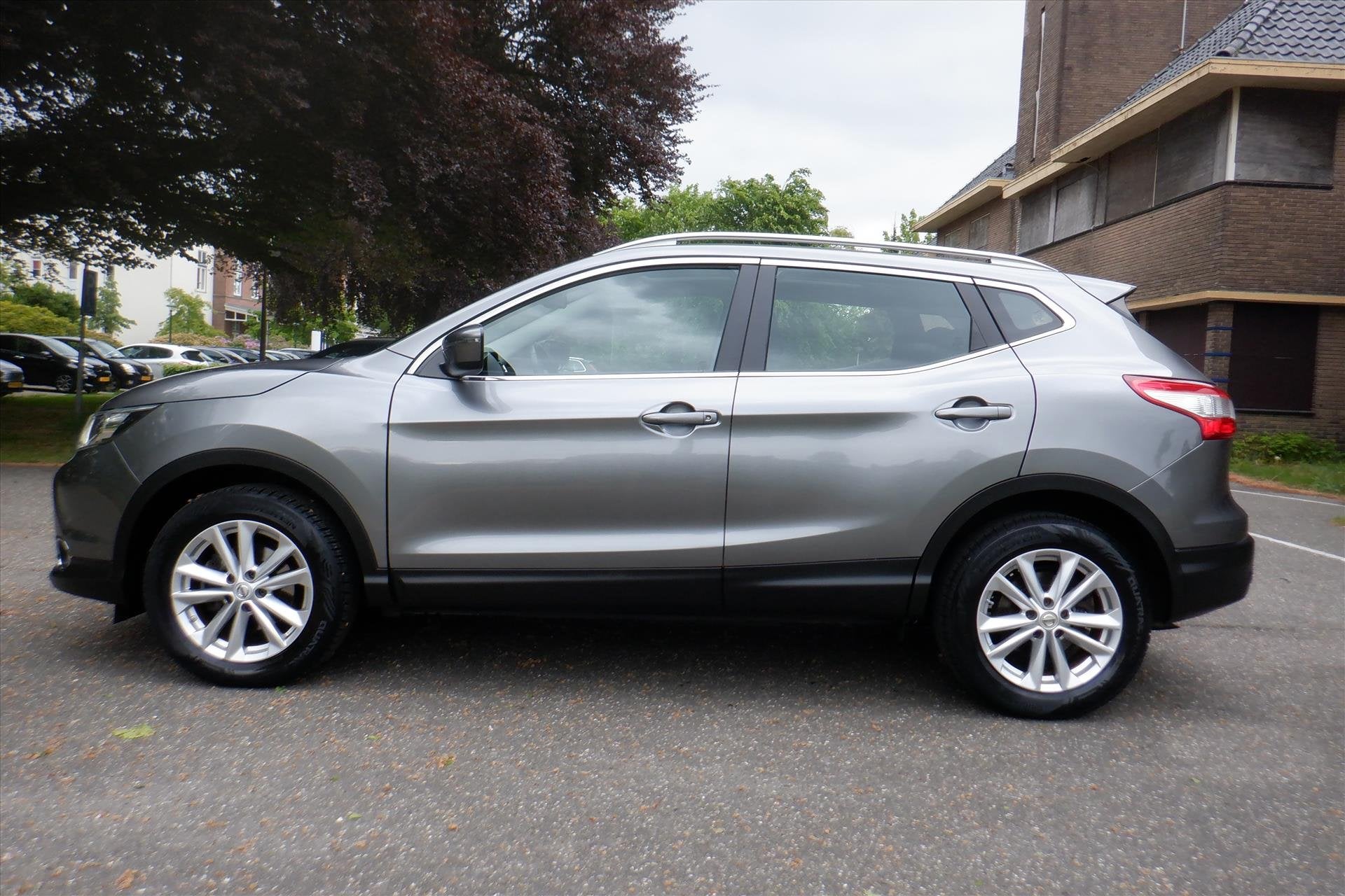 Nissan Qashqai 1.2 115pk DIG-T AUTOMAAT-CAMERA-TREKHAAK-STOE, Stof, Gebruikt, 4 cilinders, 116 pk
