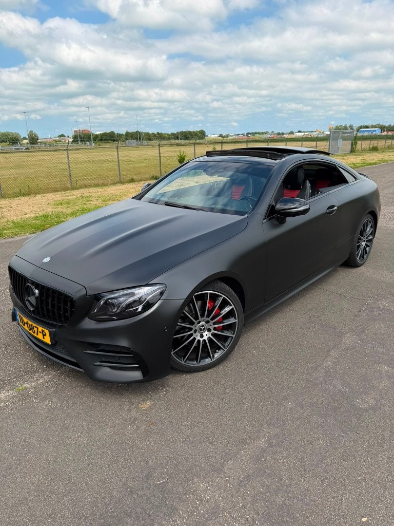 Mercedes-Benz E-Klasse E220 d Coupe Edition 1 | PANO | AMG, Auto's, Mercedes-Benz, Particulier, E-Klasse, 360° camera, ABS, Achteruitrijcamera
