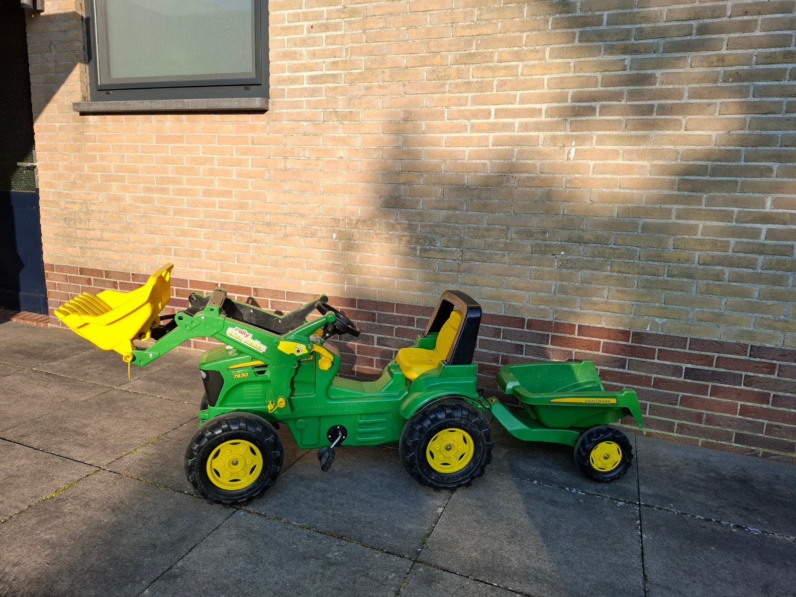 John Deere traptractor met aanhangers en voorlader, Ophalen, Gebruikt, Trapvoertuig