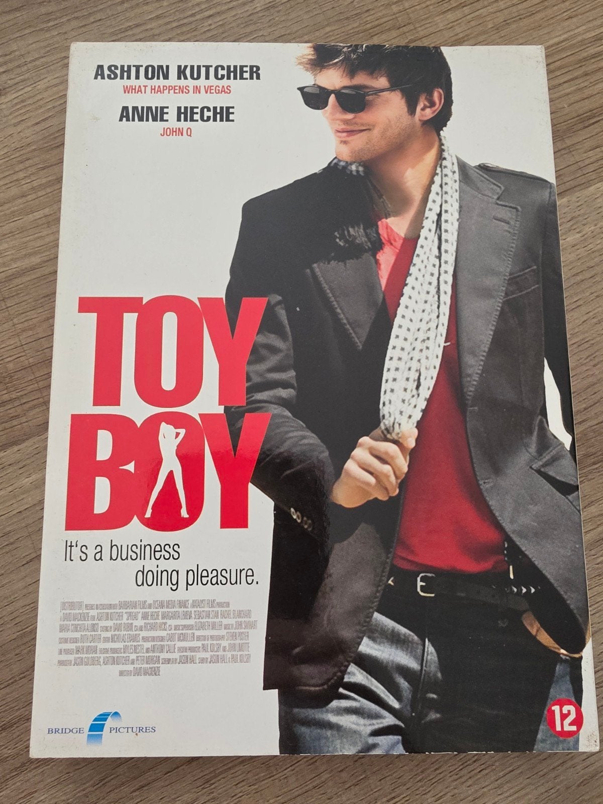 Toy boy , Ashton kutcher, Alle leeftijden, Ophalen of Verzenden, Zo goed als nieuw, Romantische komedie