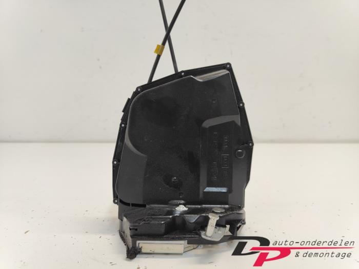 Deurslot Mechaniek 4Deurs rechts-achter van een Suzuki Swift, Auto-onderdelen, Gebruikt, -, -, Ophalen of Verzenden