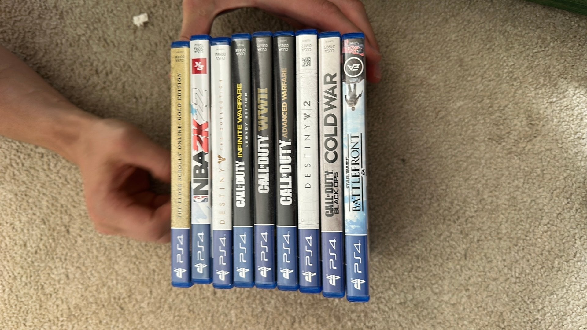 Ps4 game bundel, Vanaf 16 jaar, Ophalen, Zo goed als nieuw, Oorlog of Misdaad