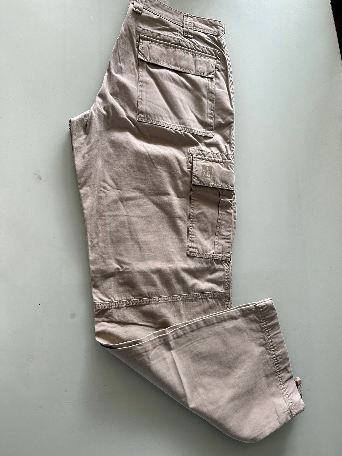 McNeal Cargo Broek - Beige - Maat 54, Kleding | Heren, Ophalen of Verzenden, Zo goed als nieuw, Maat 52/54 (L), Beige